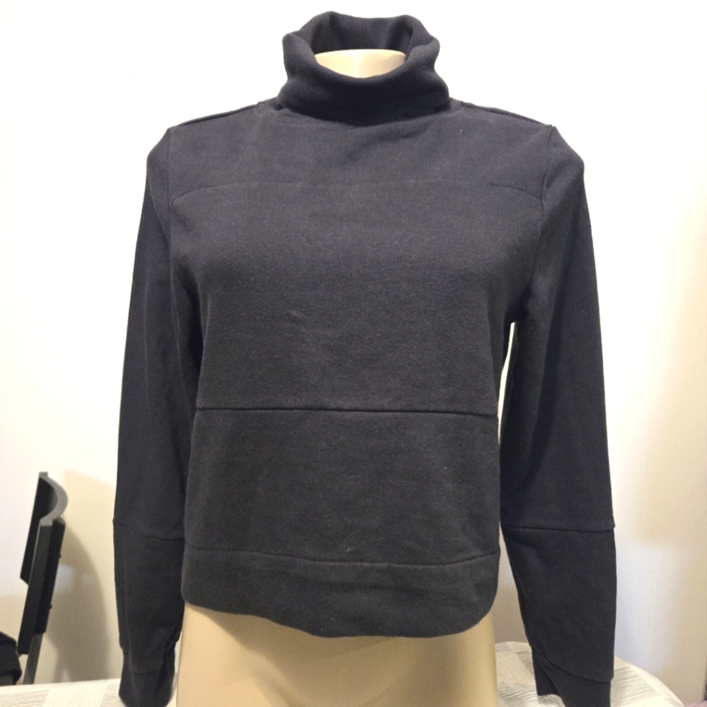 Adidas pullover sweater size small